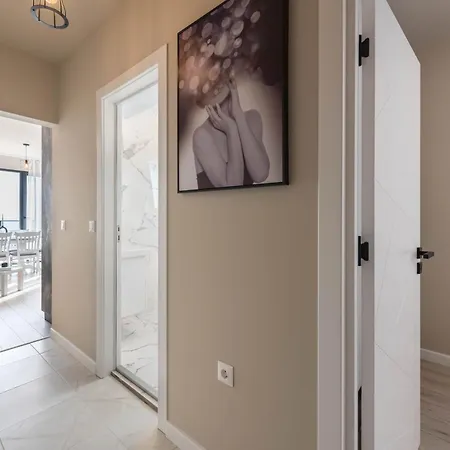 Paradise Sea View Апартаменты