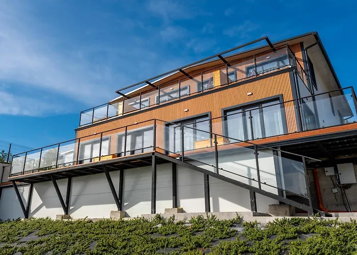 Paradise Sea View דירה וארנה